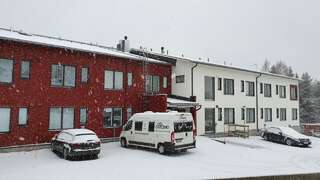 Отель HOTEL Lost In Levi & apartments Леви Стандартный номер с 2 односпальными кроватями и диваном-2